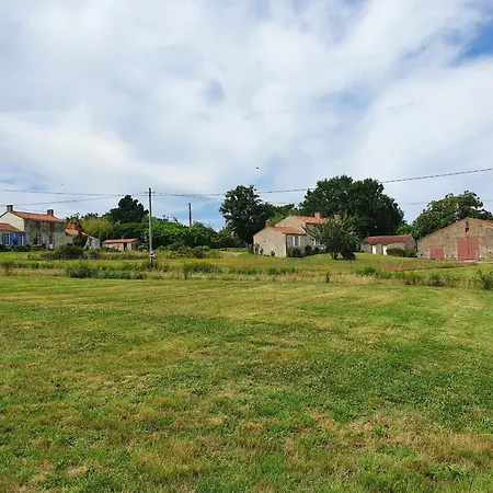 Holiday home La Grange Des Fragons *
