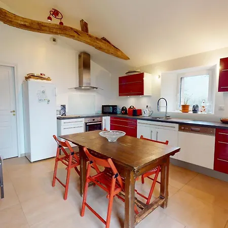 La Grange Des Fragons Holiday home